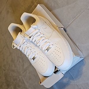 Nike air force 1 white